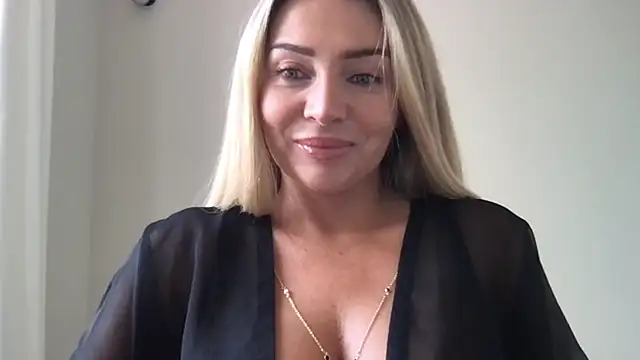 Chloeblond online show from July 1, 2026, 1:44 pm