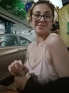 Snapshot of NeedyNina chatting on June 16, 2026, 2:06 pm NeedyNina online show from June 16, 2026, 2:06 pm
