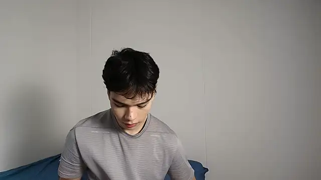 Snapshot of luandy_1 chatting on June 18, 2026, 12:32 pm luandy 1 online show from June 18, 2026, 12:32 pm