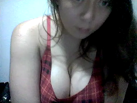 PimientaLimon online show from June 28, 2026, 3:35 am