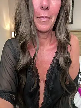 Snapshot of sky-rae40 chatting on July 5, 2026, 5:09 pm sky-rae40 online show from July 5, 2026, 5:09 pm