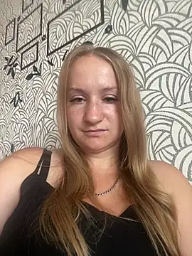 Snapshot of Emilia_ki chatting on July 1, 2026, 10:26 am Emilia ki online show from July 1, 2026, 10:26 am
