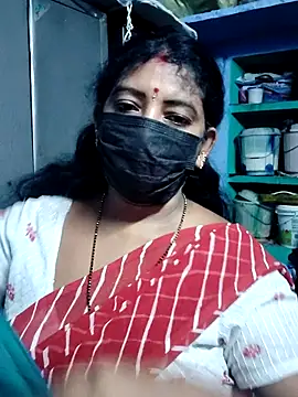 Snapshot of shanthi_telugu99 chatting on July 5, 2026, 6:31 am shanthi telugu99 online show from July 5, 2026, 6:31 am