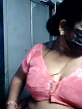 Snapshot of shanthi_telugu99 chatting on July 10, 2026, 5:18 am shanthi telugu99 online show from July 10, 2026, 5:18 am