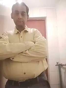 chuby38male online show from August 6, 2026, 5:24 am