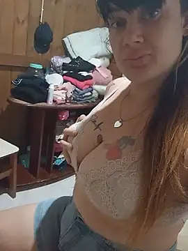carol pimentinha online show from June 21, 2026, 2:01 pm