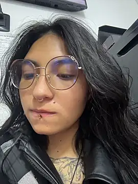 Velvet Mysstic online show from August 4, 2026, 8:13 pm