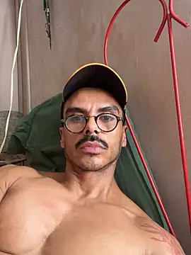 S4ins07 online show from June 22, 2026, 3:42 pm