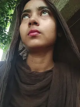 Simran 143 online show from July 29, 2026, 4:12 am