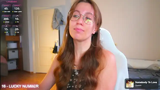 Snapshot of ms_allison__ chatting on July 15, 2026, 2:13 pm ms allison online show from July 15, 2026, 2:13 pm