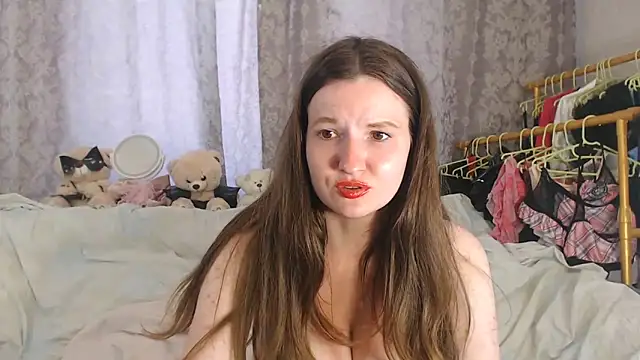 Snapshot of ChloeBrooklyn chatting on June 20, 2026, 7:35 am ChloeBrooklyn online show from June 20, 2026, 7:35 am