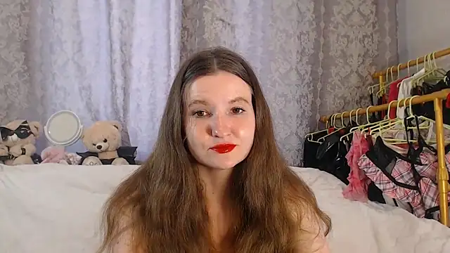 Snapshot of ChloeBrooklyn chatting on July 1, 2026, 12:05 pm ChloeBrooklyn online show from July 1, 2026, 12:05 pm
