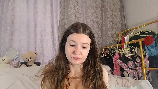Snapshot of ChloeBrooklyn chatting on July 11, 2026, 5:08 am ChloeBrooklyn online show from July 11, 2026, 5:08 am