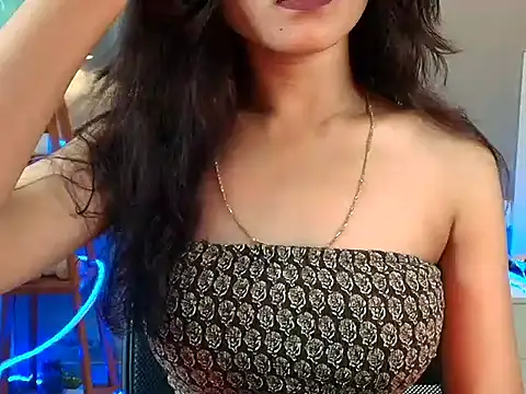 Snapshot of Your-mansi chatting on July 20, 2026, 1:46 am Your-mansi online show from July 20, 2026, 1:46 am