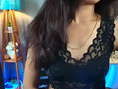 Snapshot of Your-mansi chatting on July 16, 2026, 9:28 am Your-mansi online show from July 16, 2026, 9:28 am