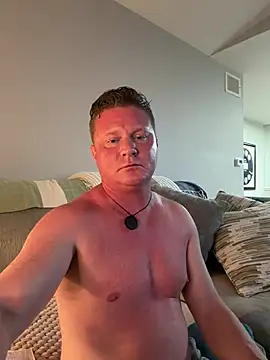 Snapshot of funandstuff chatting on July 17, 2026, 2:20 am funandstuff online show from July 17, 2026, 2:20 am