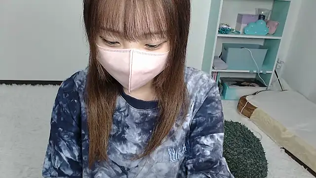 Snapshot of ohuton_love chatting on June 19, 2026, 12:44 pm ohuton love online show from June 19, 2026, 12:44 pm