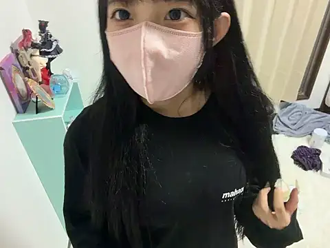 Snapshot of ohuton_love chatting on July 6, 2026, 10:00 am ohuton love online show from July 6, 2026, 10:00 am