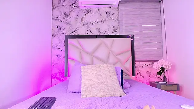 Snapshot of ali_laila chatting on July 16, 2026, 7:22 pm ali laila online show from July 16, 2026, 7:22 pm