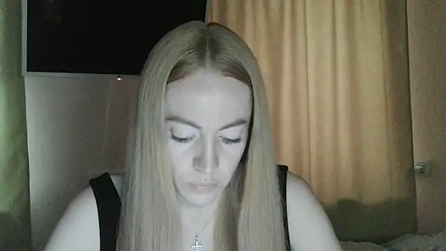 Snapshot of Zolissani chatting on June 21, 2026, 11:16 am Zolissani online show from June 21, 2026, 11:16 am