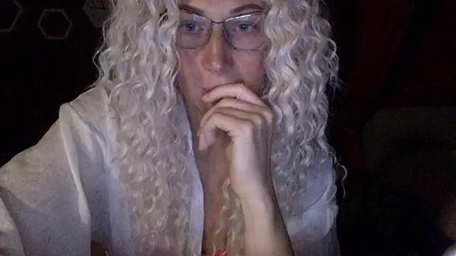 Snapshot of Solenyavo chatting on July 9, 2026, 7:46 pm Solenyavo online show from July 9, 2026, 7:46 pm