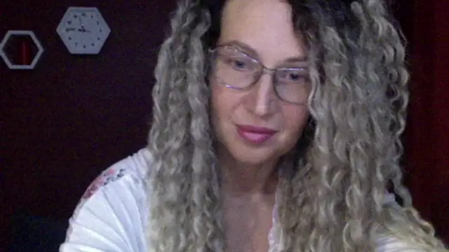 Snapshot of Solenyavo chatting on June 25, 2026, 8:58 pm Solenyavo online show from June 25, 2026, 8:58 pm