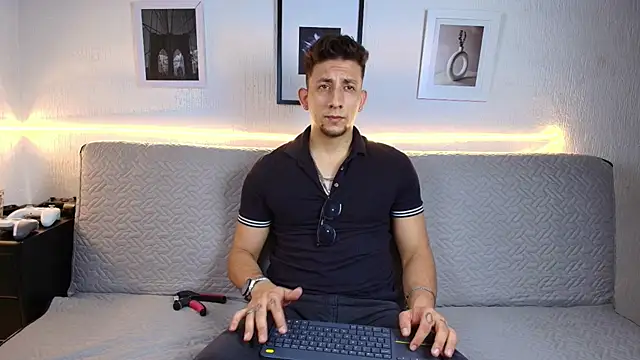 Sr Maykol online show from July 15, 2026, 4:41 am