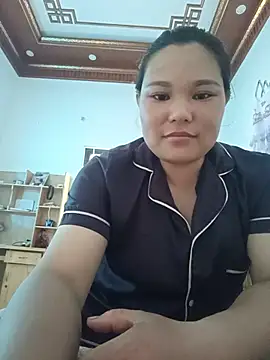 Snapshot of Holy-mi chatting on July 11, 2026, 6:03 am Holy-mi online show from July 11, 2026, 6:03 am