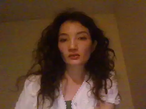 Calenyagi online show from June 28, 2026, 3:29 pm