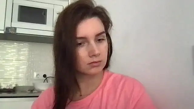 Snapshot of Ziretta chatting on June 20, 2026, 5:29 pm Ziretta online show from June 20, 2026, 5:29 pm