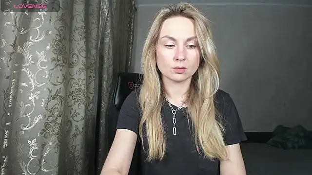 kelly copperfield online show from October 18, 2025, 3:47 pm