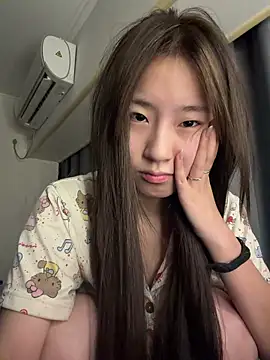 Snapshot of Uugirl00 chatting on July 24, 2026, 3:41 pm Uugirl00 online show from July 24, 2026, 3:41 pm