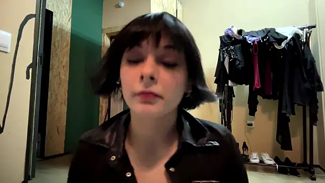 Snapshot of Reeegina chatting on June 24, 2026, 5:33 pm Reeegina online show from June 24, 2026, 5:33 pm