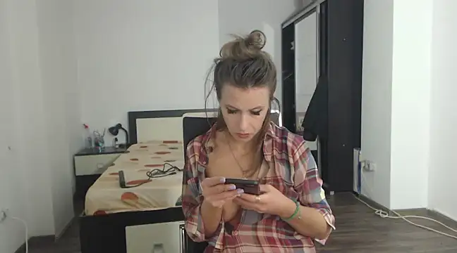 DedeSibel online show from March 21, 2025, 8:29 pm