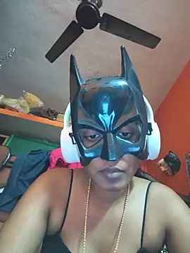 Snapshot of Desi_pondati chatting on June 29, 2026, 5:34 pm Desi pondati online show from June 29, 2026, 5:34 pm