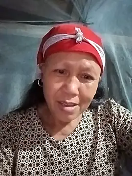 Snapshot of mayhenry chatting on June 27, 2026, 1:06 pm mayhenry online show from June 27, 2026, 1:06 pm