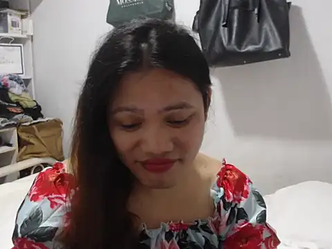 Snapshot of liebewendy2025 chatting on June 23, 2026, 12:19 am liebewendy2025 online show from June 23, 2026, 12:19 am