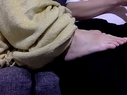 Snapshot of feetlilly chatting on June 23, 2026, 2:09 am feetlilly online show from June 23, 2026, 2:09 am
