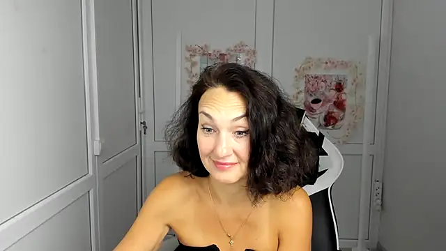 OliviaKateee online show from July 23, 2026, 6:22 am