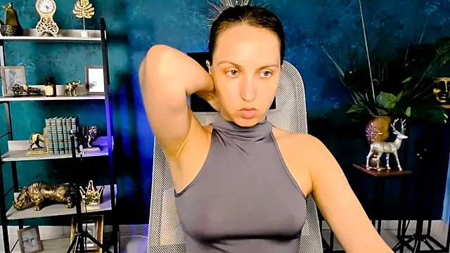 ErinWise online show from August 9, 2026, 8:20 am