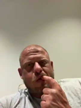 Snapshot of Confidentialcouple90smale chatting on July 2, 2026, 11:11 pm Confidentialcouple90smale online show from July 2, 2026, 11:11 pm