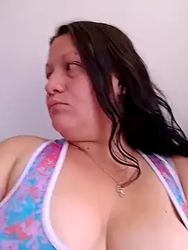 Snapshot of katiia_2 chatting on July 6, 2026, 3:03 pm katiia 2 online show from July 6, 2026, 3:03 pm