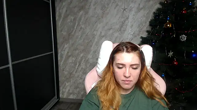 Snapshot of Reginasmilee chatting on January 8, 2026, 2:28 am Reginasmilee online show from January 8, 2026, 2:28 am