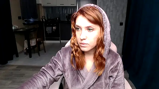 Reginasmilee online show from October 2, 2025, 4:27 am