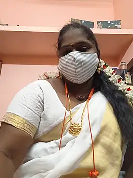 yalini1431 online show from August 1, 2026, 8:18 pm