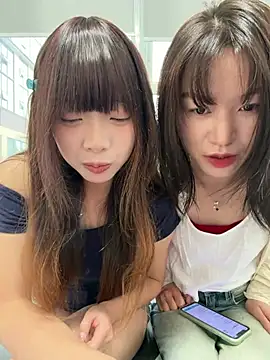 Snapshot of YY-1-1-1 chatting on July 10, 2026, 6:02 am YY-1-1-1 online show from July 10, 2026, 6:02 am