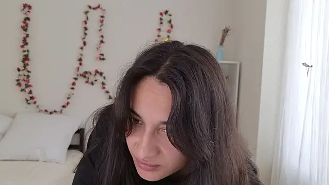 Snapshot of Eleonora_Sun chatting on July 7, 2026, 1:36 pm Eleonora Sun online show from July 7, 2026, 1:36 pm