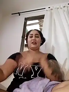 Snapshot of Valentina_Tilly chatting on July 16, 2026, 3:31 pm Valentina Tilly online show from July 16, 2026, 3:31 pm