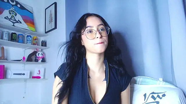 Snapshot of alana_salem chatting on June 28, 2026, 5:36 am alana salem online show from June 28, 2026, 5:36 am