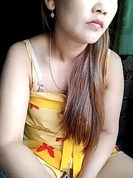 Emma-18h online show from August 3, 2026, 8:22 am